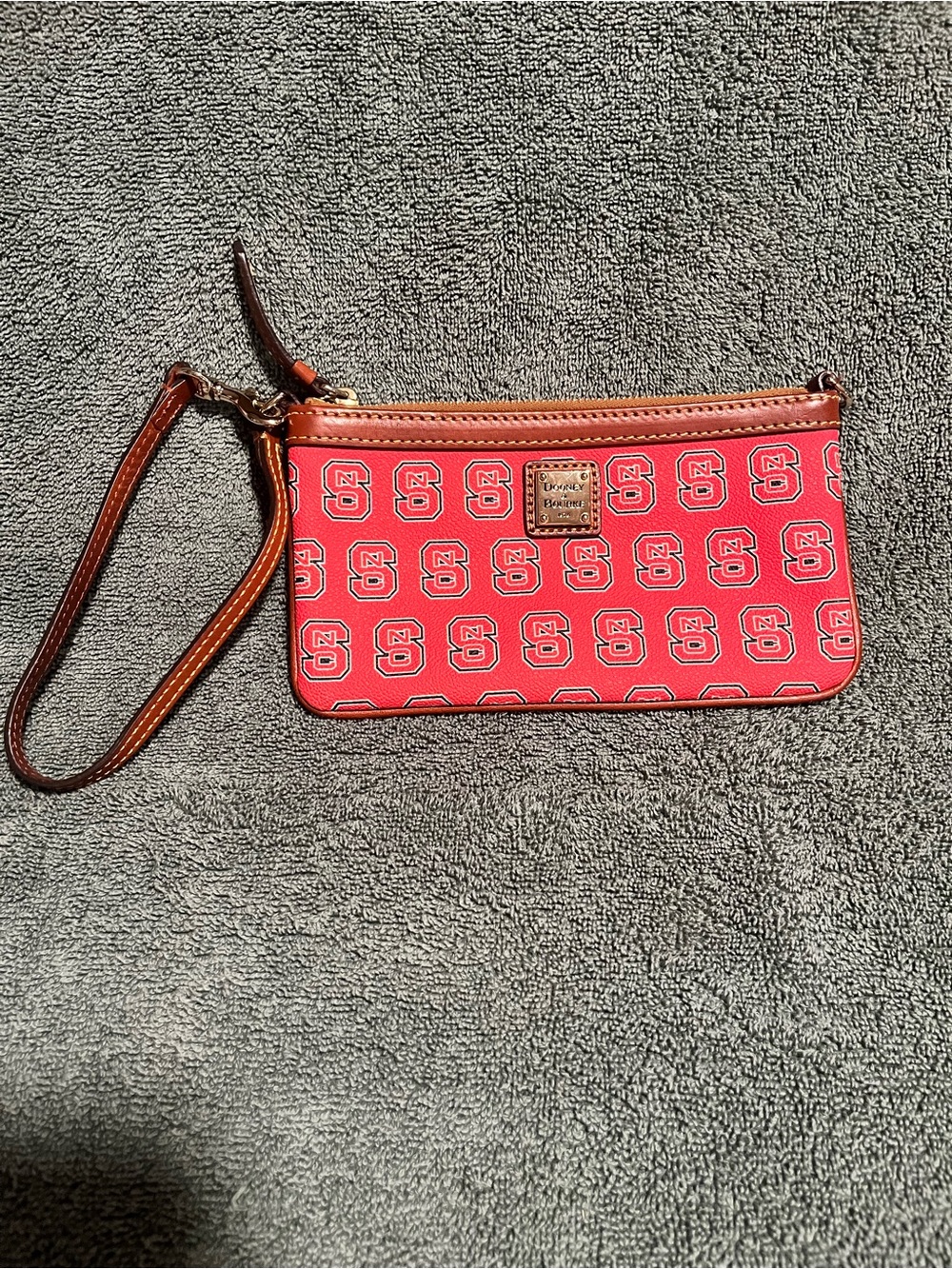 Dooney & Bourke NC State Wristlet Leather  Official-EUC-Original Red Wolfpack
